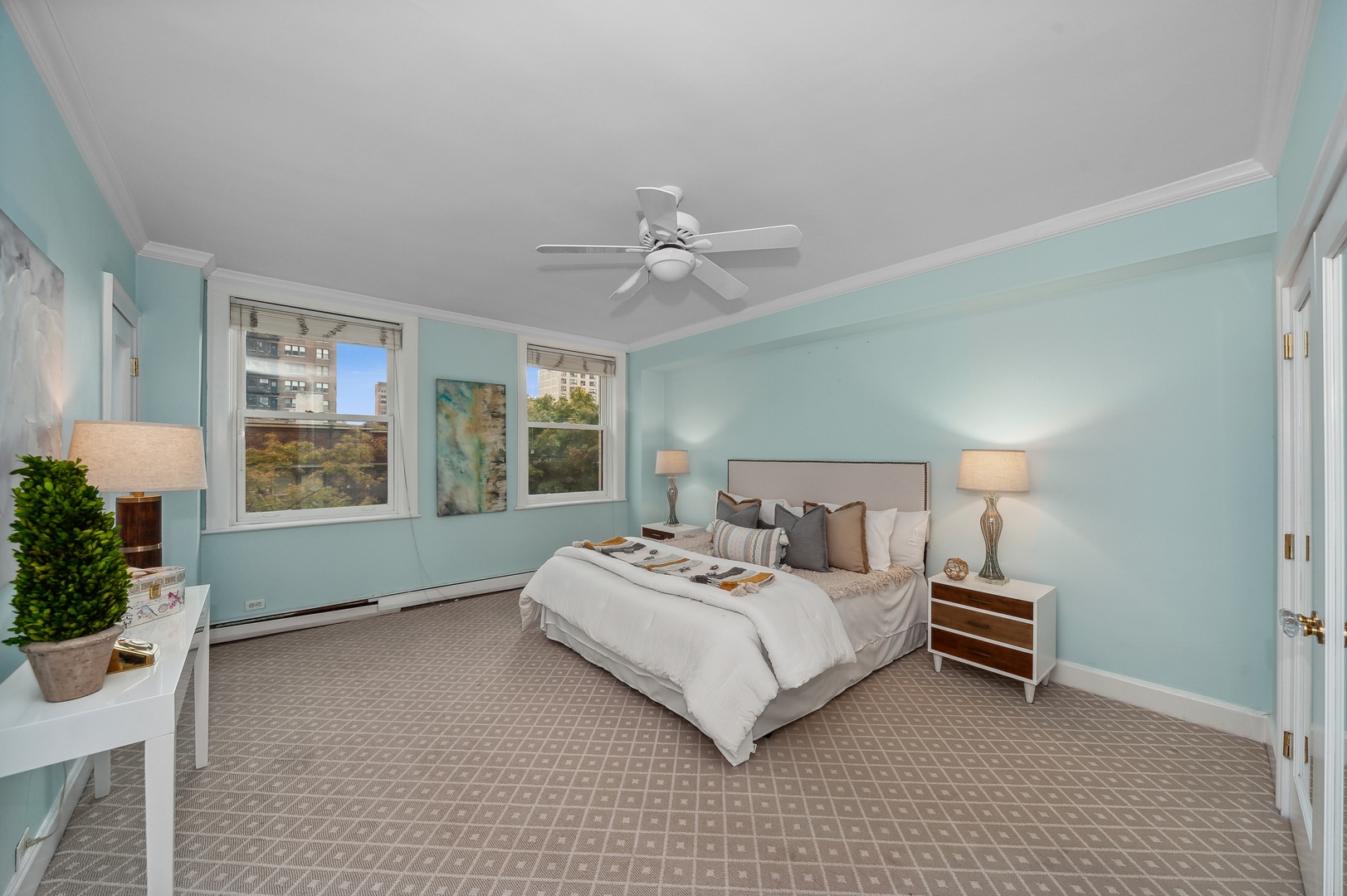 3100 North Sheridan Road, Unit 4B Chicago, IL 60657 - Photo 12 of 19 a bedroom with a bed and a window