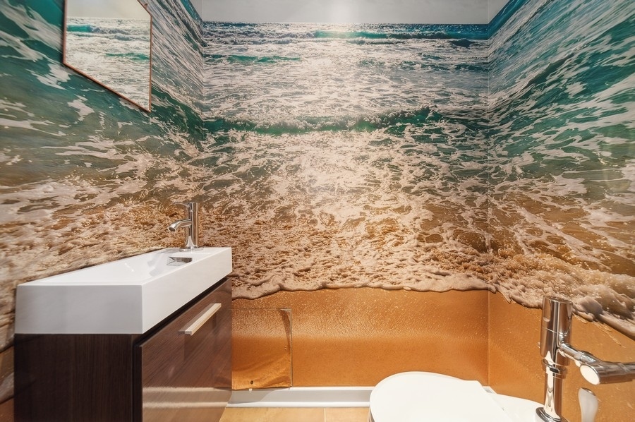 3100 North Sheridan Road, Unit 4B Chicago, IL 60657 - Photo 16 of 19 a bathroom with a toilet sink and mirror