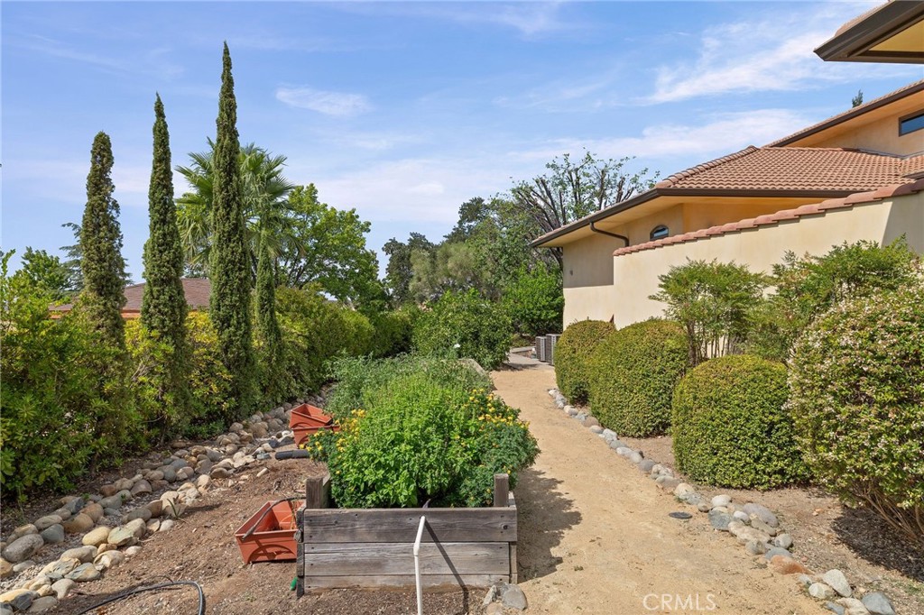 1479 Oak Ridge Drive Chico, CA 95928 - Photo 49 of 58