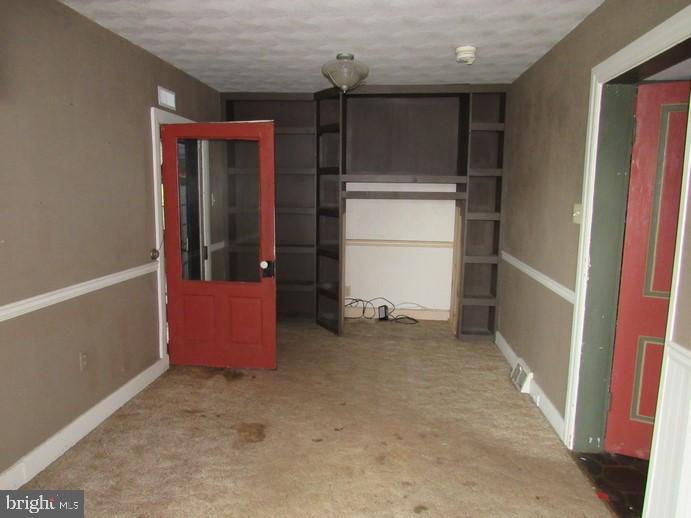 5153 West Canal Road Dover, PA 17315 - Photo 5 of 21 Gallery Image 5