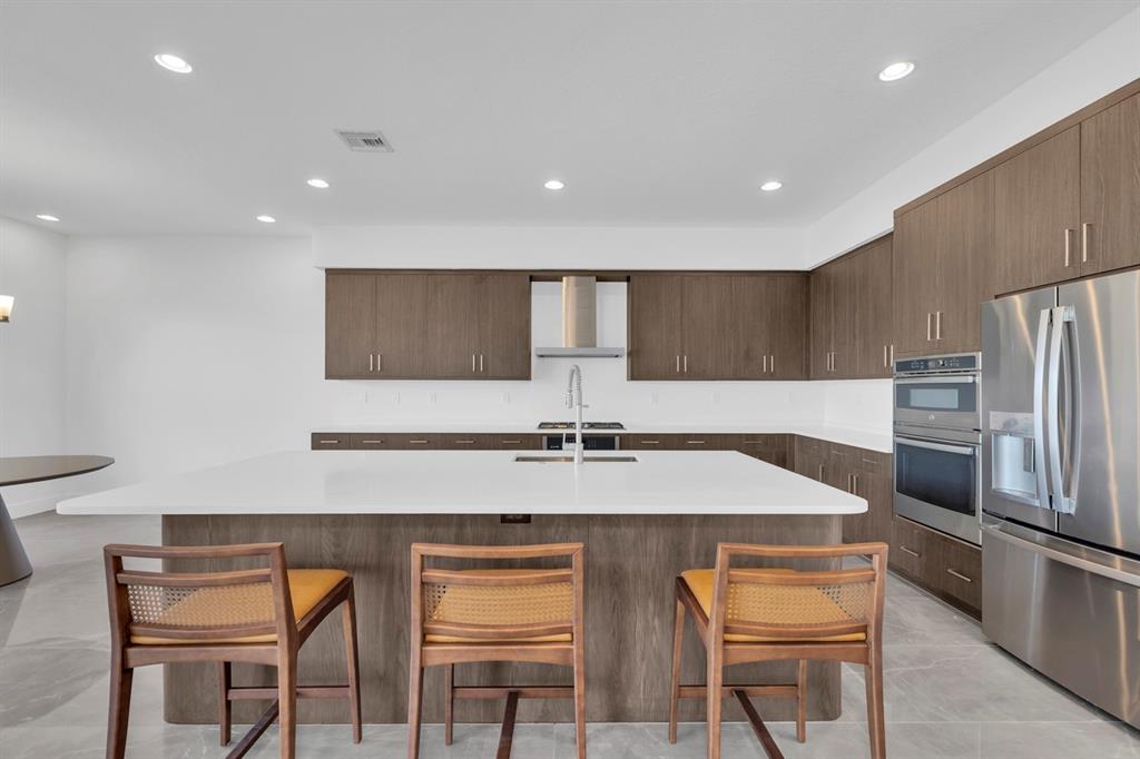 8571 Shoreacres Street Boca Raton, FL 33434 - Photo 26 of 95 Hardwood Kirchen Island