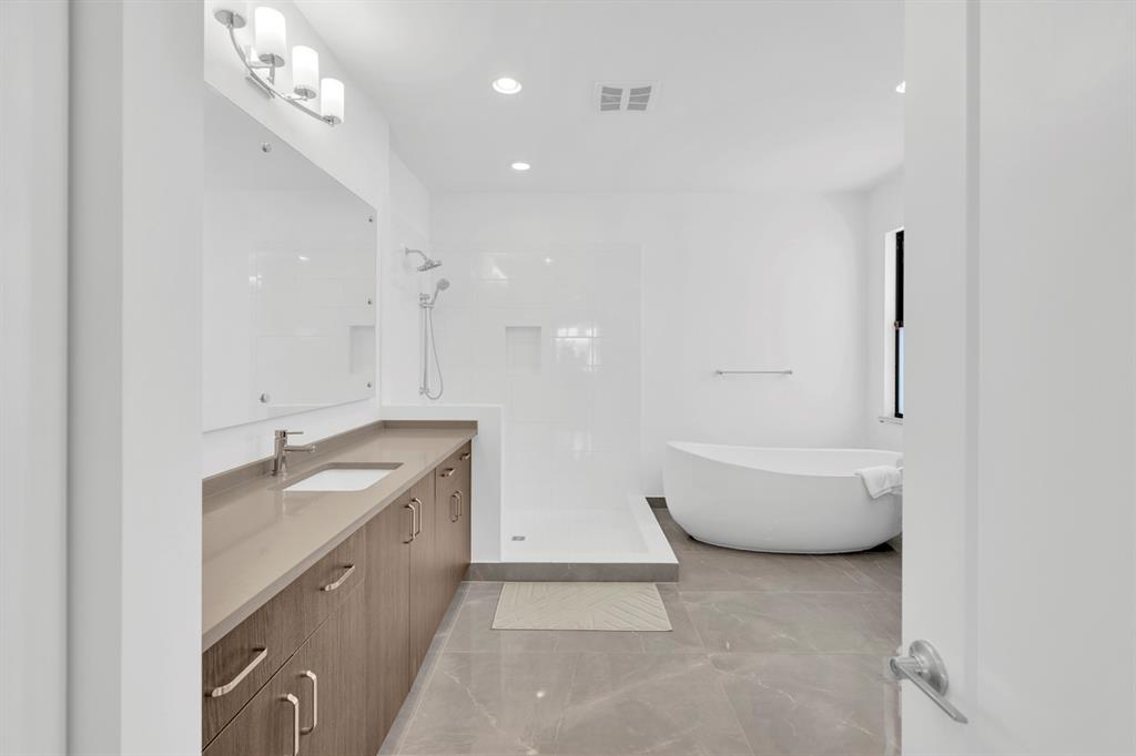 8571 Shoreacres Street Boca Raton, FL 33434 - Photo 49 of 95 Master Bathroom