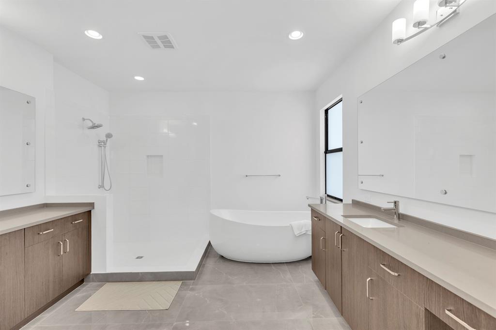 8571 Shoreacres Street Boca Raton, FL 33434 - Photo 51 of 95 Master Bathroom