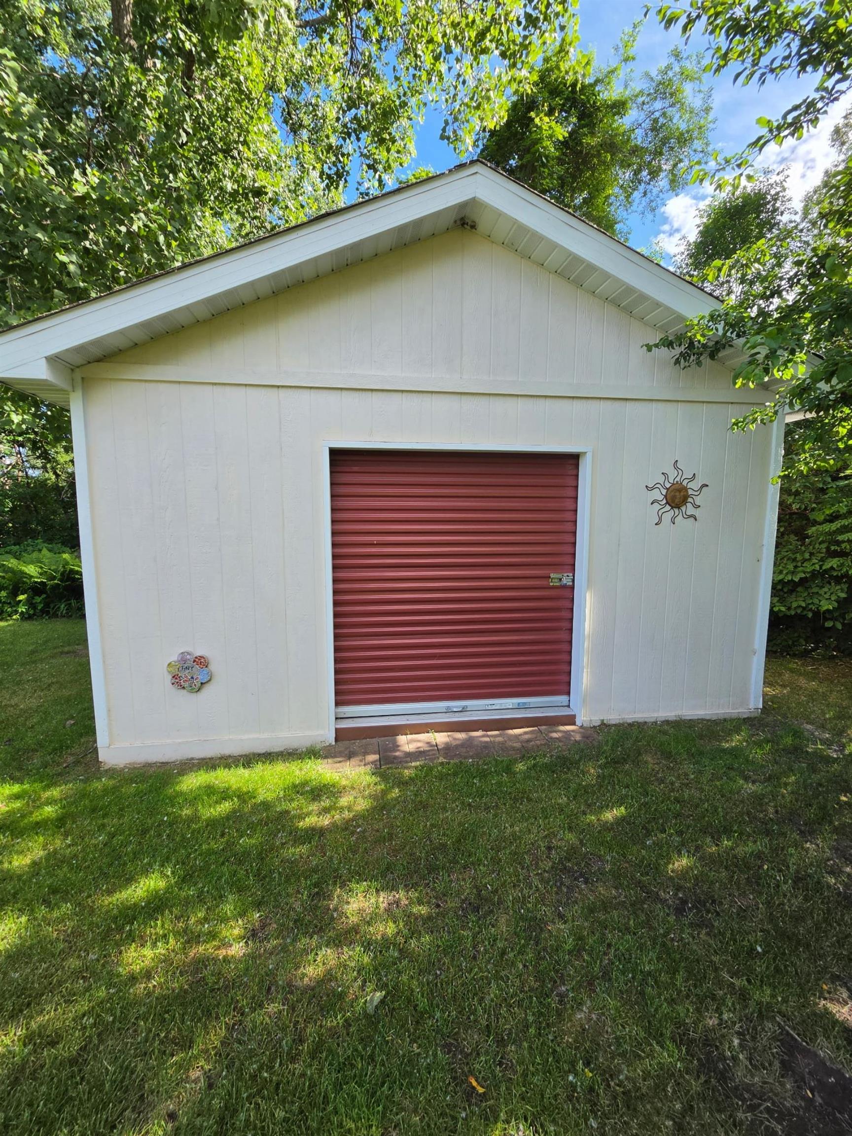 557 Townline Road Tawas City, MI 48763 - Photo 7 of 39 1947328-569df2c0-85be-4045-a4e9-44393104a7c1.JPG