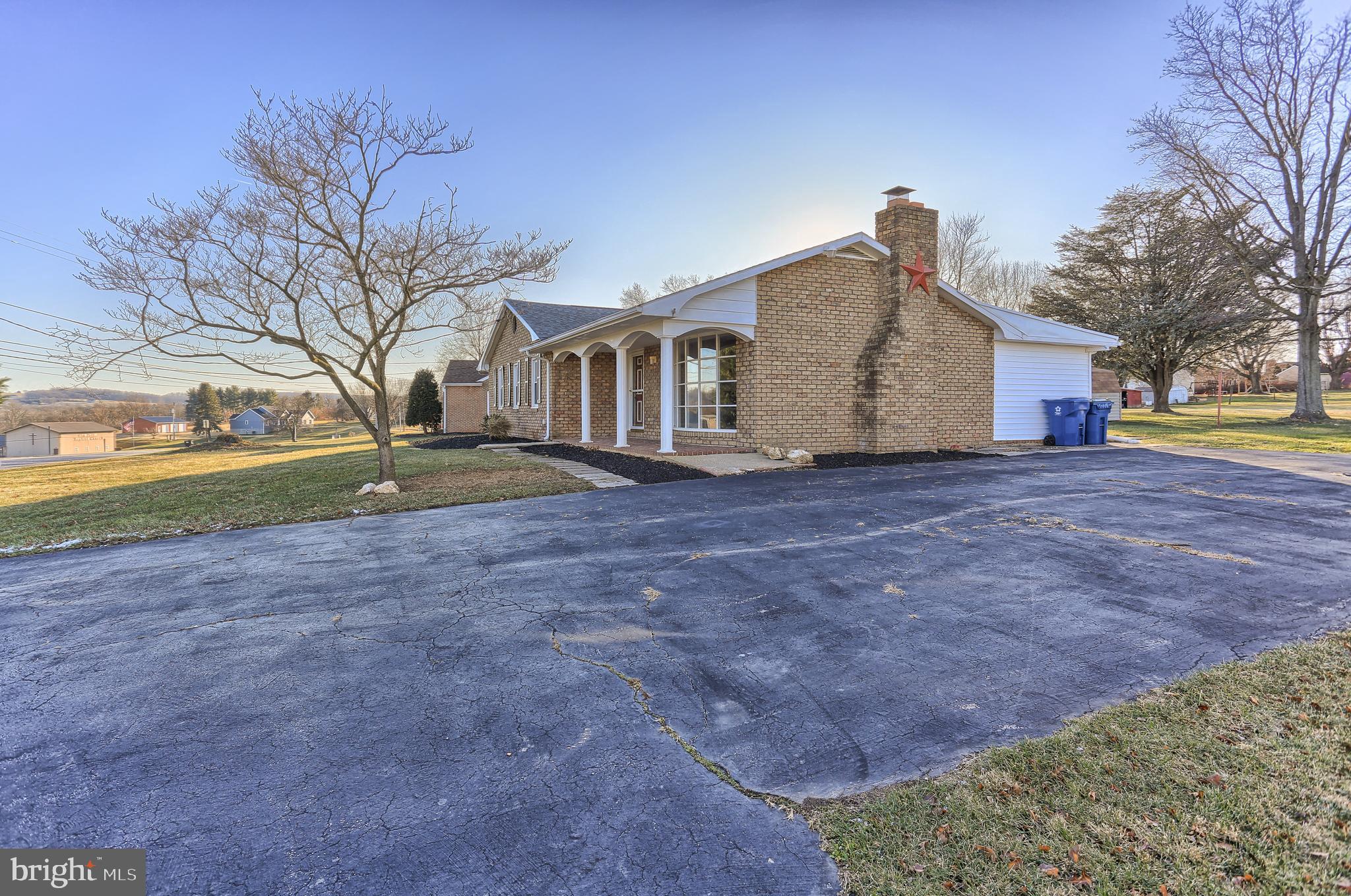 1806 Stoverstown Road Spring Grove, PA 17362 - Photo 2 of 43