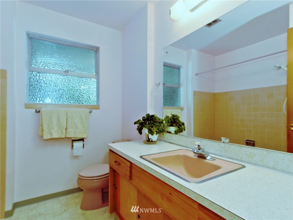 416 Seneca Avenue Northwest Renton, WA 98057 - Photo 22 of 24 Gallery Image 22