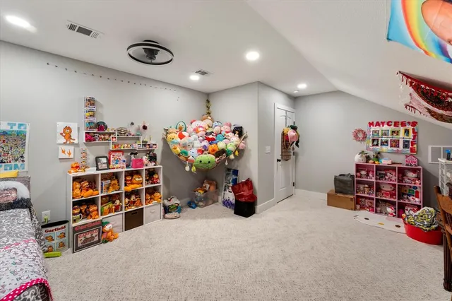 a view of a workspace with furniture