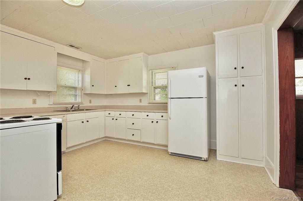 2917 Dixon Howe Road Gastonia, NC 28056 - Photo 15 of 35 Gallery Image 15