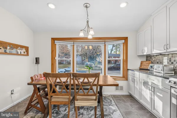 $649,999 | 5609 Pier Drive, Rockville, MD 20851