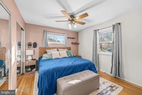 $649,999 | 5609 Pier Drive, Rockville, MD 20851