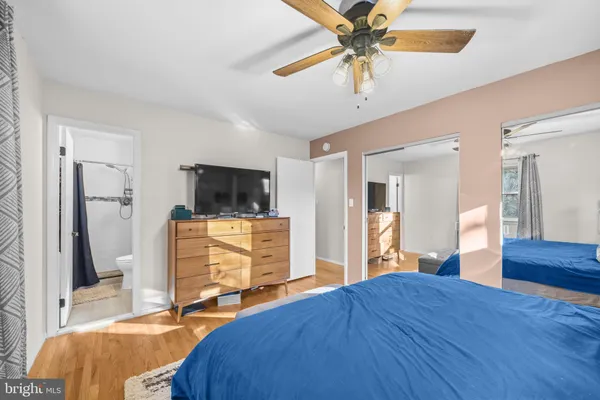 $649,999 | 5609 Pier Drive, Rockville, MD 20851