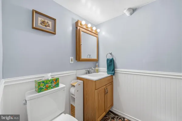 $649,999 | 5609 Pier Drive, Rockville, MD 20851