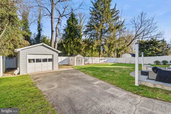 $649,999 | 5609 Pier Drive, Rockville, MD 20851