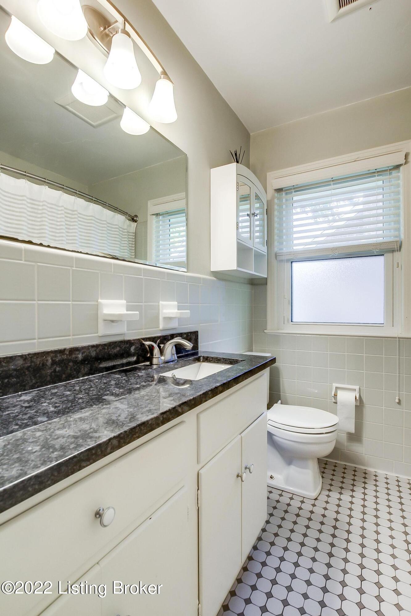 307 Biltmore Road Louisville, KY 40207 - Photo 21 of 42 307 Biltmore Rd 40207_508