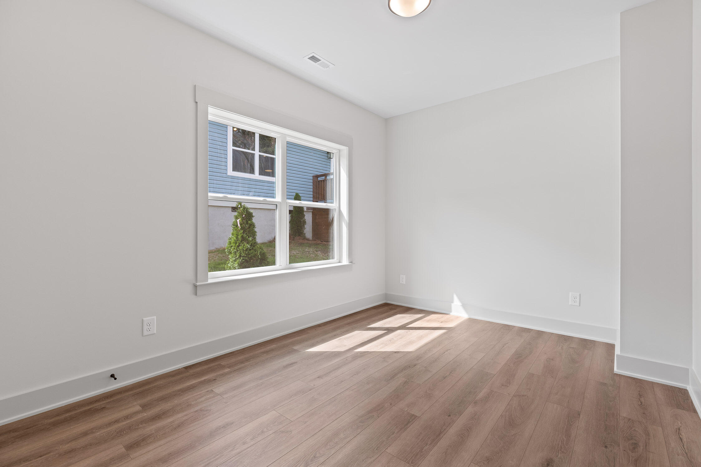 715 Donaldson Road East Ridge, TN 37412 - Photo 12 of 33 09-Donaldson-8