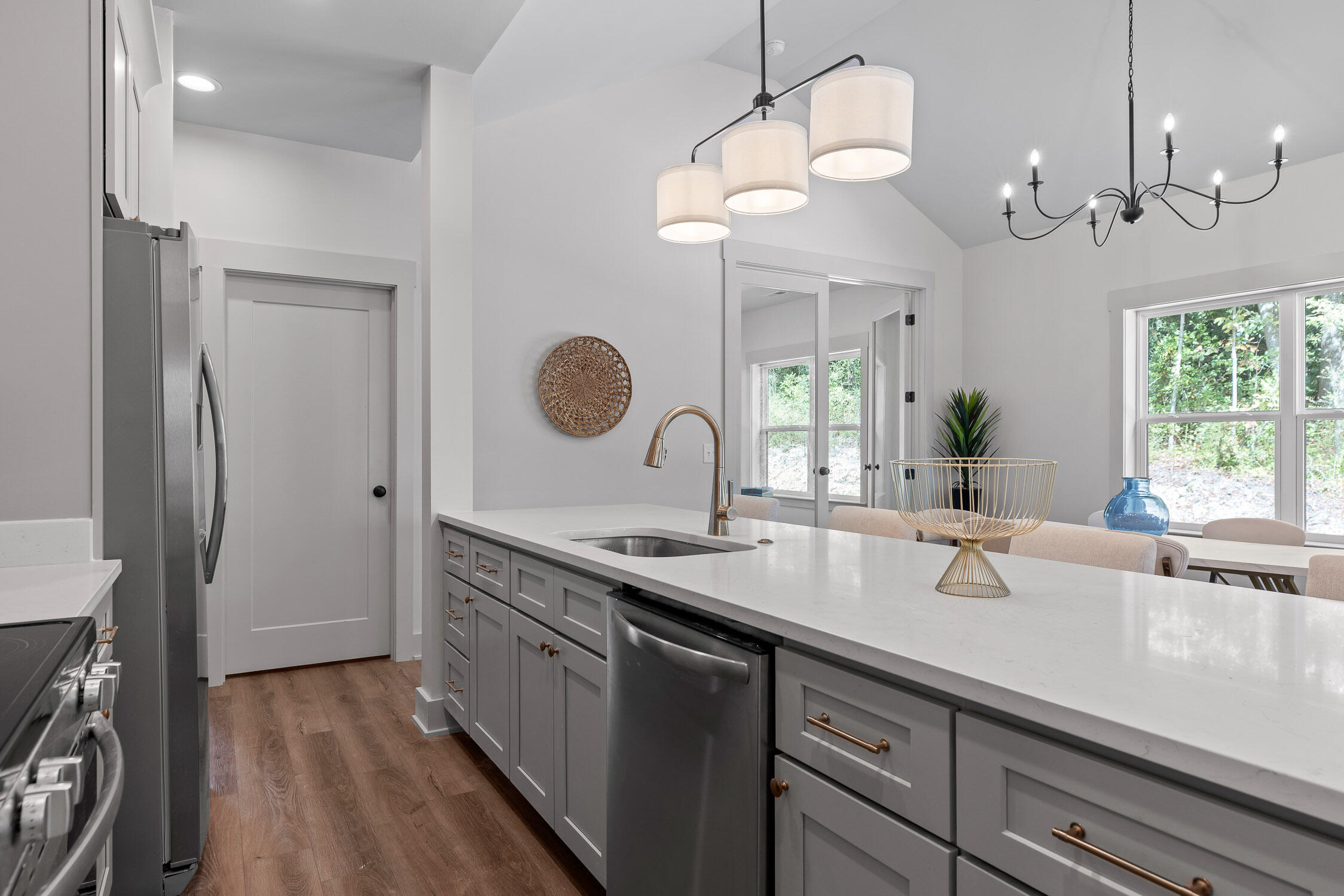 715 Donaldson Road East Ridge, TN 37412 - Photo 13 of 33 10-Donaldson-9