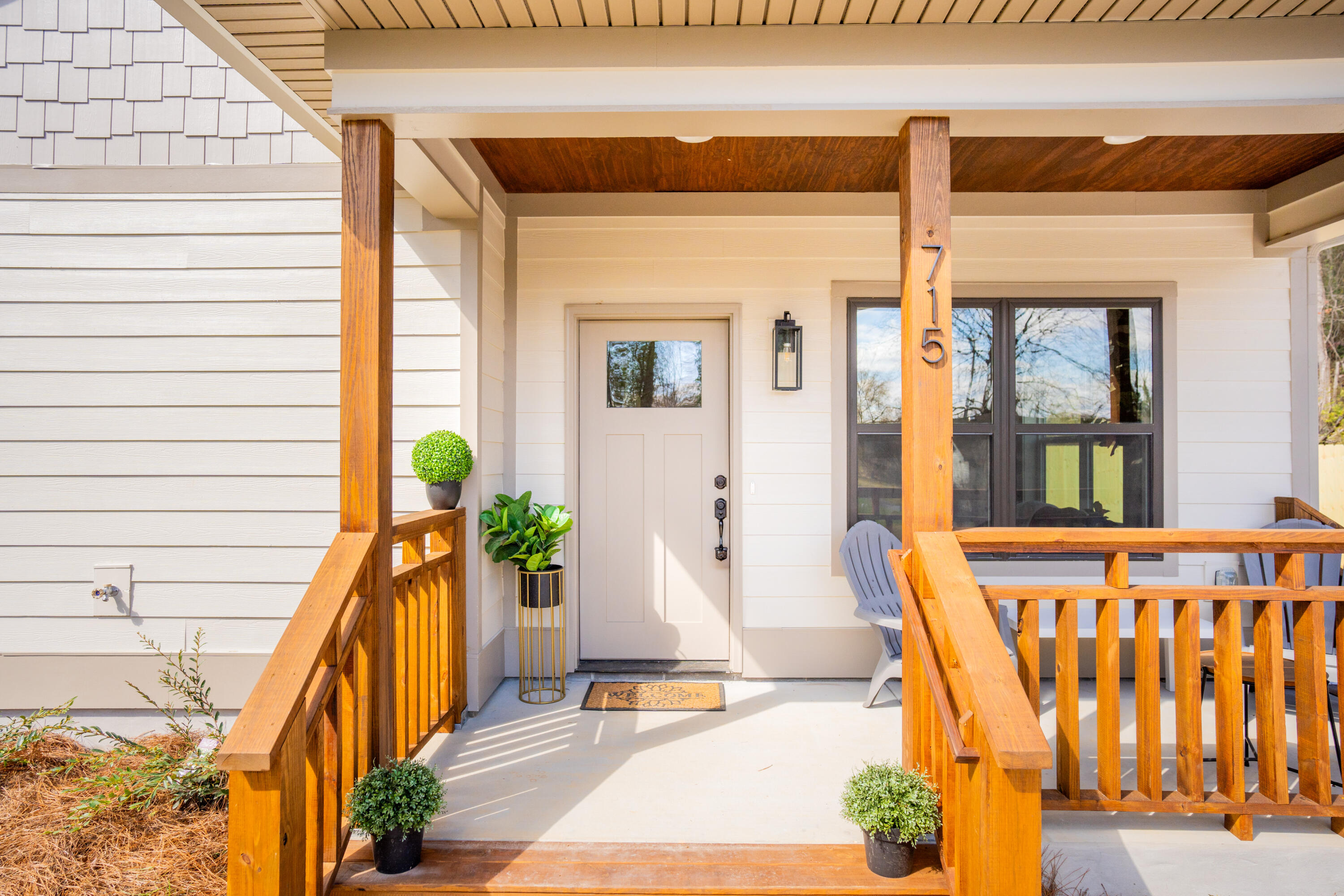 715 Donaldson Road East Ridge, TN 37412 - Photo 2 of 33 715-Donaldson-Rd-High-Res-Photos-11