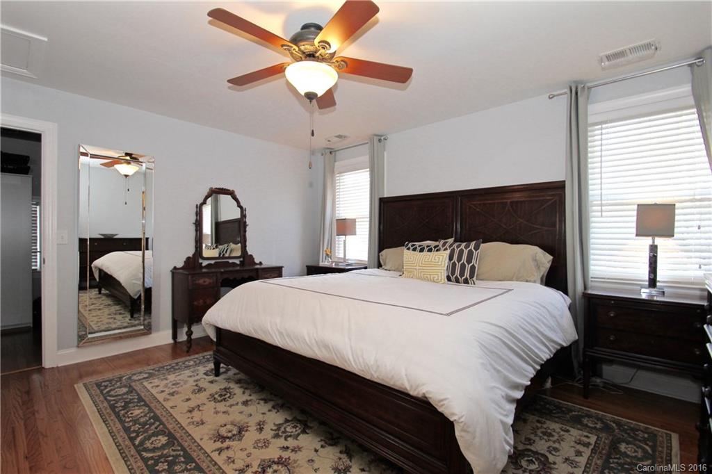 1901 Club Road Charlotte, NC 28205 - Photo 12 of 19 Gallery Image 12