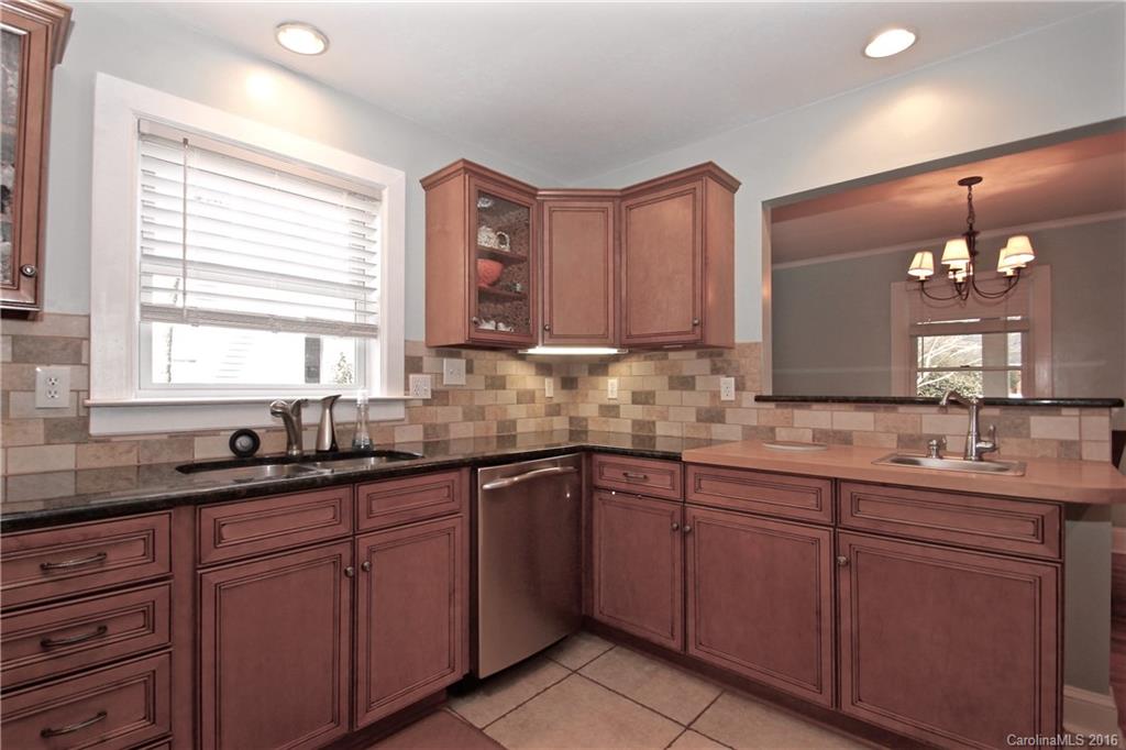 1901 Club Road Charlotte, NC 28205 - Photo 5 of 19 Gallery Image 5