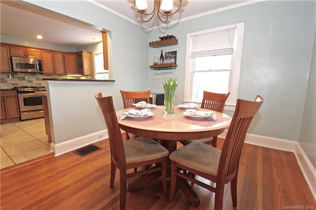 1901 Club Road Charlotte, NC 28205 - Photo 7 of 19 Gallery Image 7