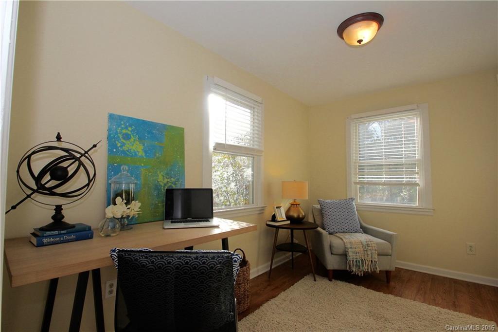 1901 Club Road Charlotte, NC 28205 - Photo 9 of 19 Gallery Image 9