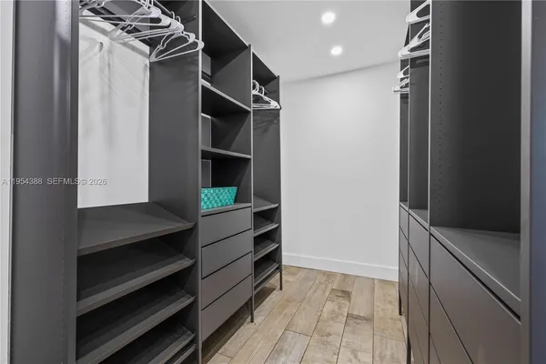 a view of walk in closet