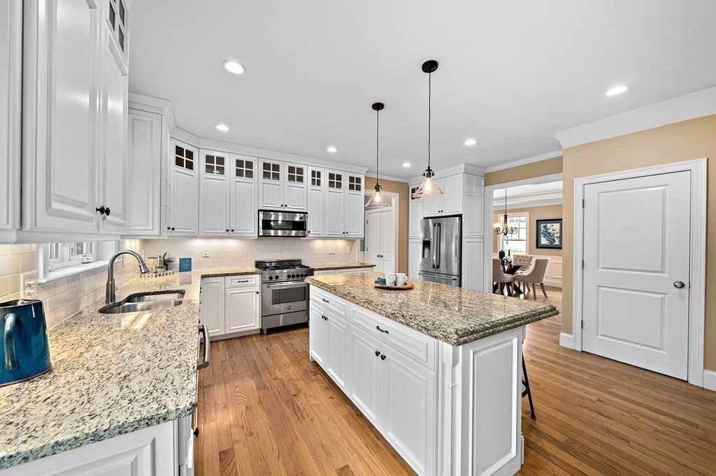 80 Cedarcrest Road Canton, MA 02021 - Photo 4 of 38