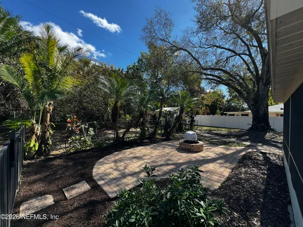 $2,600 | 1926 71st Avenue, Vero Beach, FL 32966