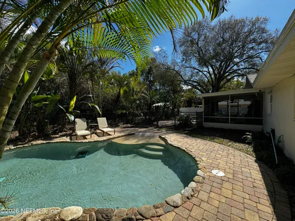 $2,600 | 1926 71st Avenue, Vero Beach, FL 32966