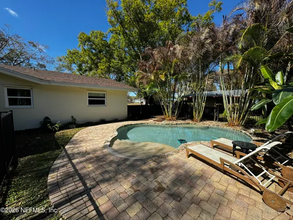 $2,600 | 1926 71st Avenue, Vero Beach, FL 32966