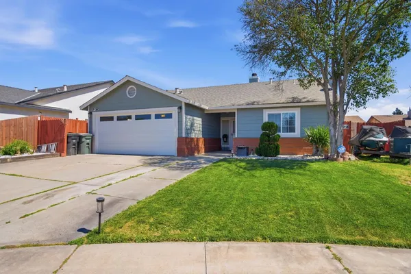 $439,999 | 5918 Secretariat Court, Riverbank, CA 95367