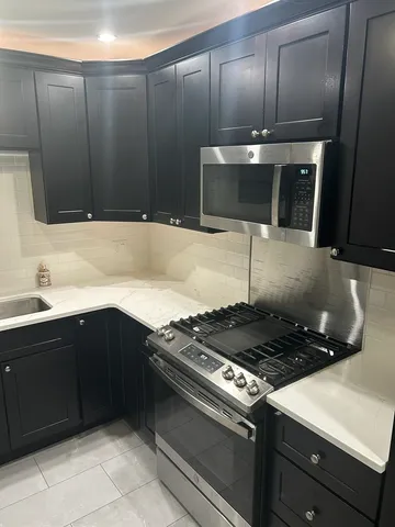 $549,000 | 4726 North Winchester Avenue, Unit F, Chicago, IL 60640