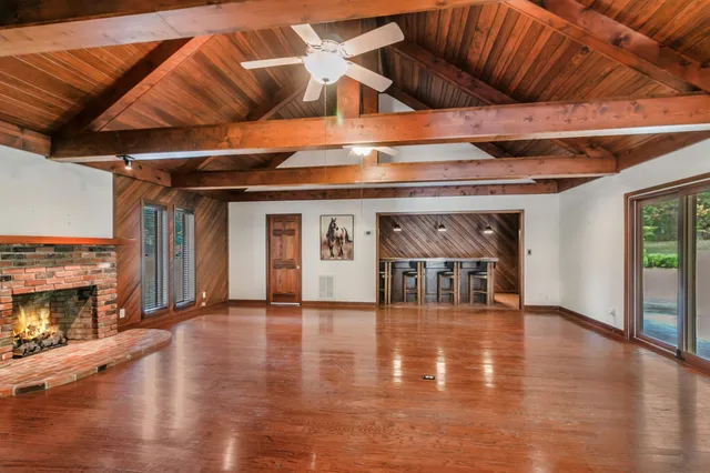 $460,000 | 1040 Anderson Drive, Paris, TN 38242