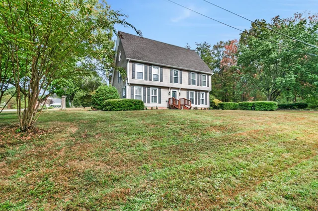 $460,000 | 1040 Anderson Drive, Paris, TN 38242