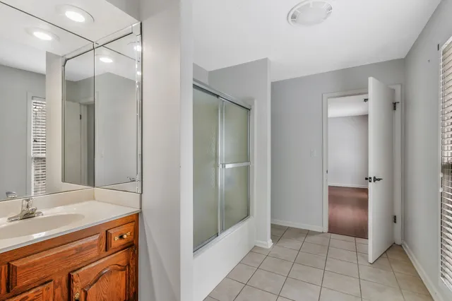 $460,000 | 1040 Anderson Drive, Paris, TN 38242