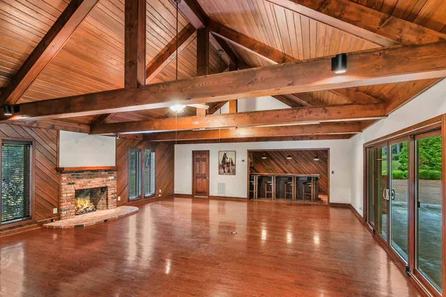 $460,000 | 1040 Anderson Drive, Paris, TN 38242