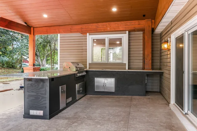 $460,000 | 1040 Anderson Drive, Paris, TN 38242