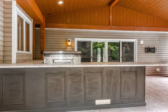 $460,000 | 1040 Anderson Drive, Paris, TN 38242