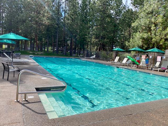 19574 Painted Ridge Loop, Unit 16 Bend, OR 97702 - Photo 43 of 43 Community pool