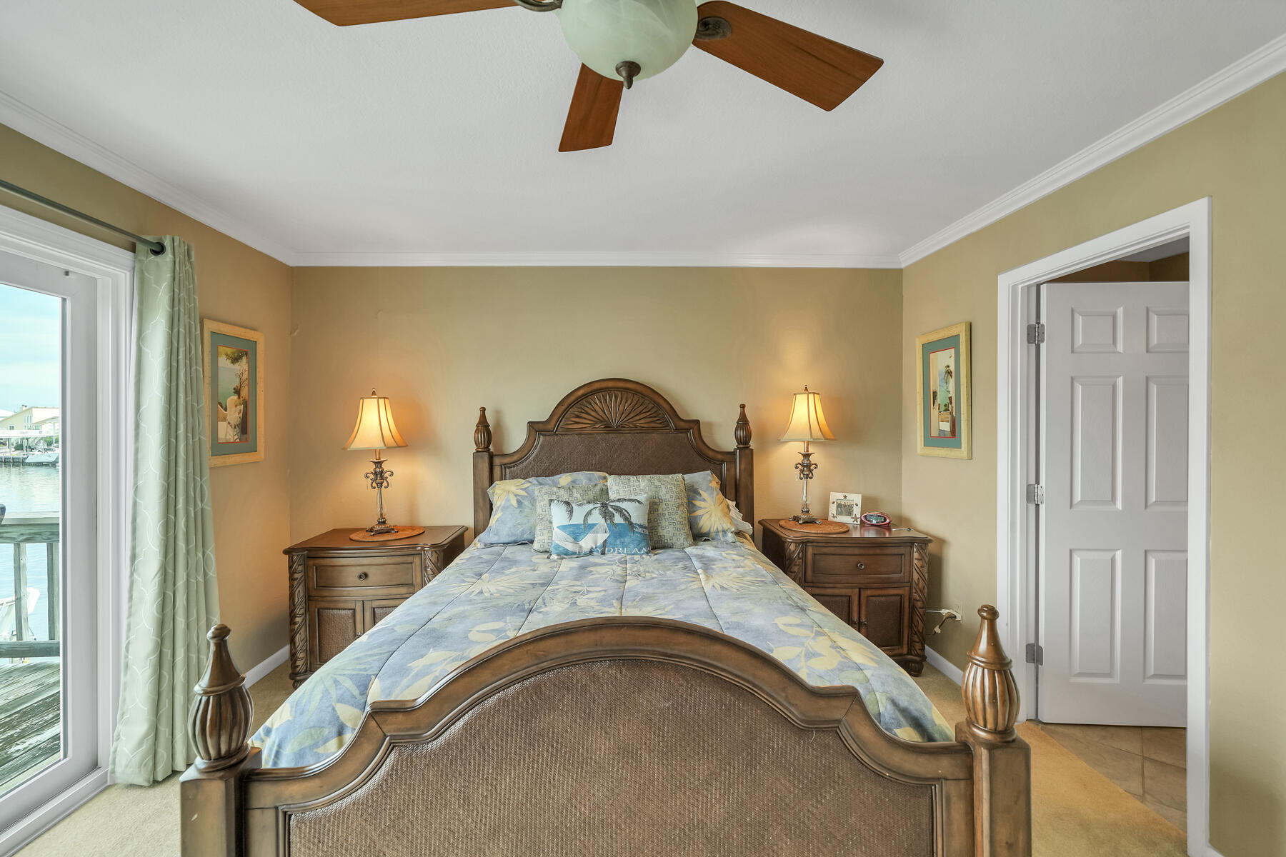 173 Durango Road Destin, FL 32541 - Photo 34 of 37 a bedroom with a bed and a dresser