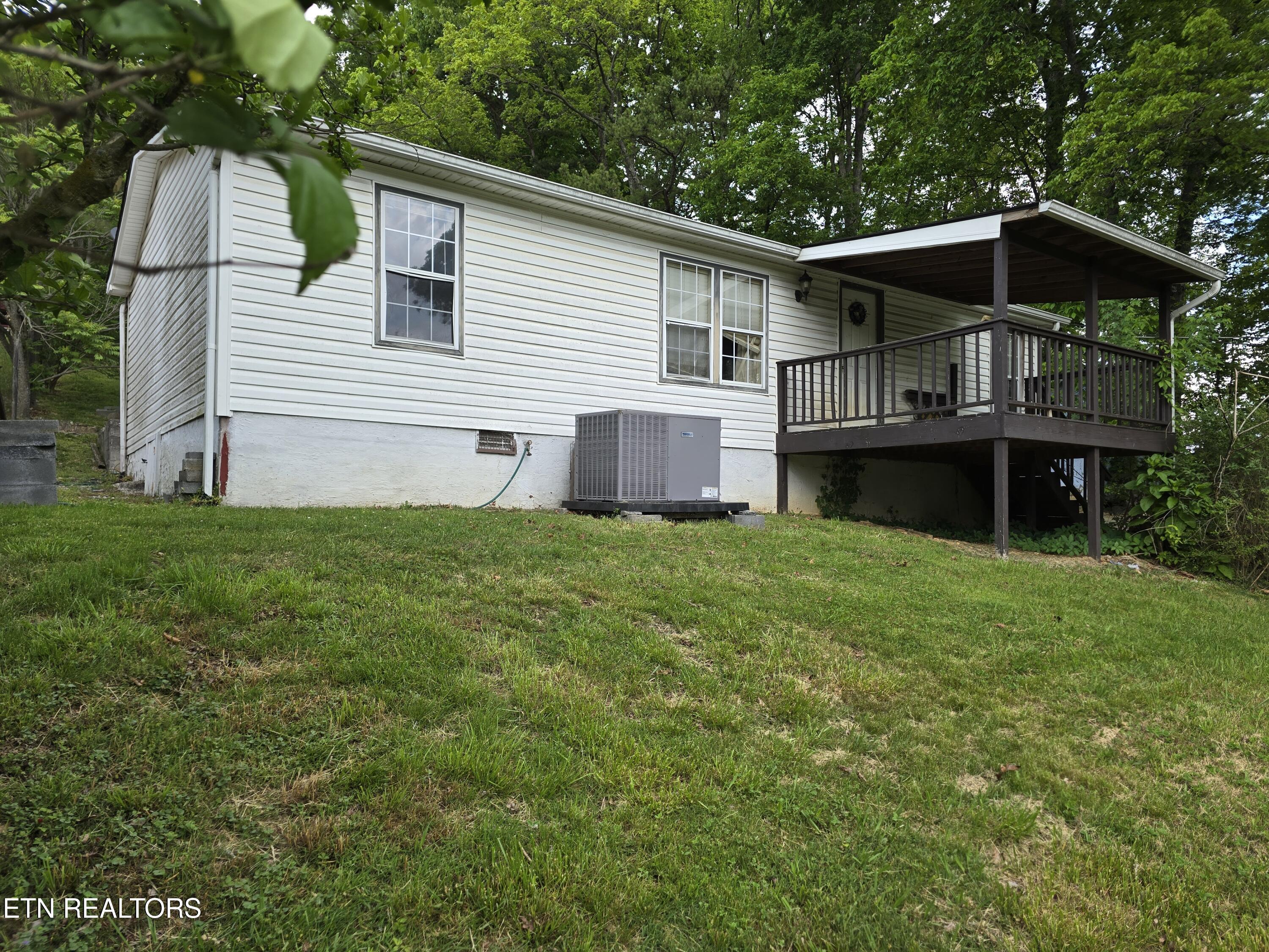 1533 Carroll Road Morristown, TN 37813 - Photo 1 of 34 20250502_152830