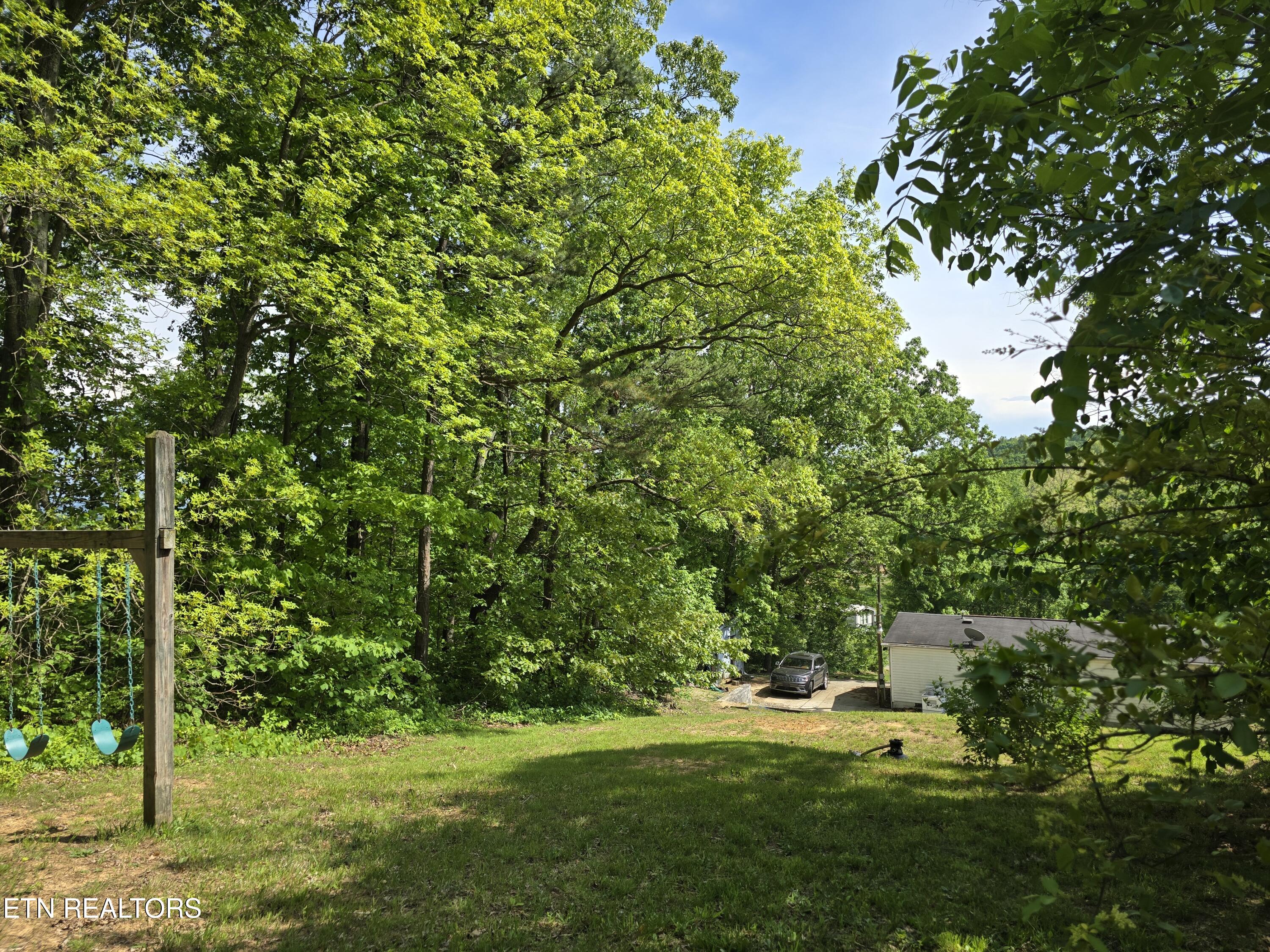 1533 Carroll Road Morristown, TN 37813 - Photo 26 of 34 20250502_155800