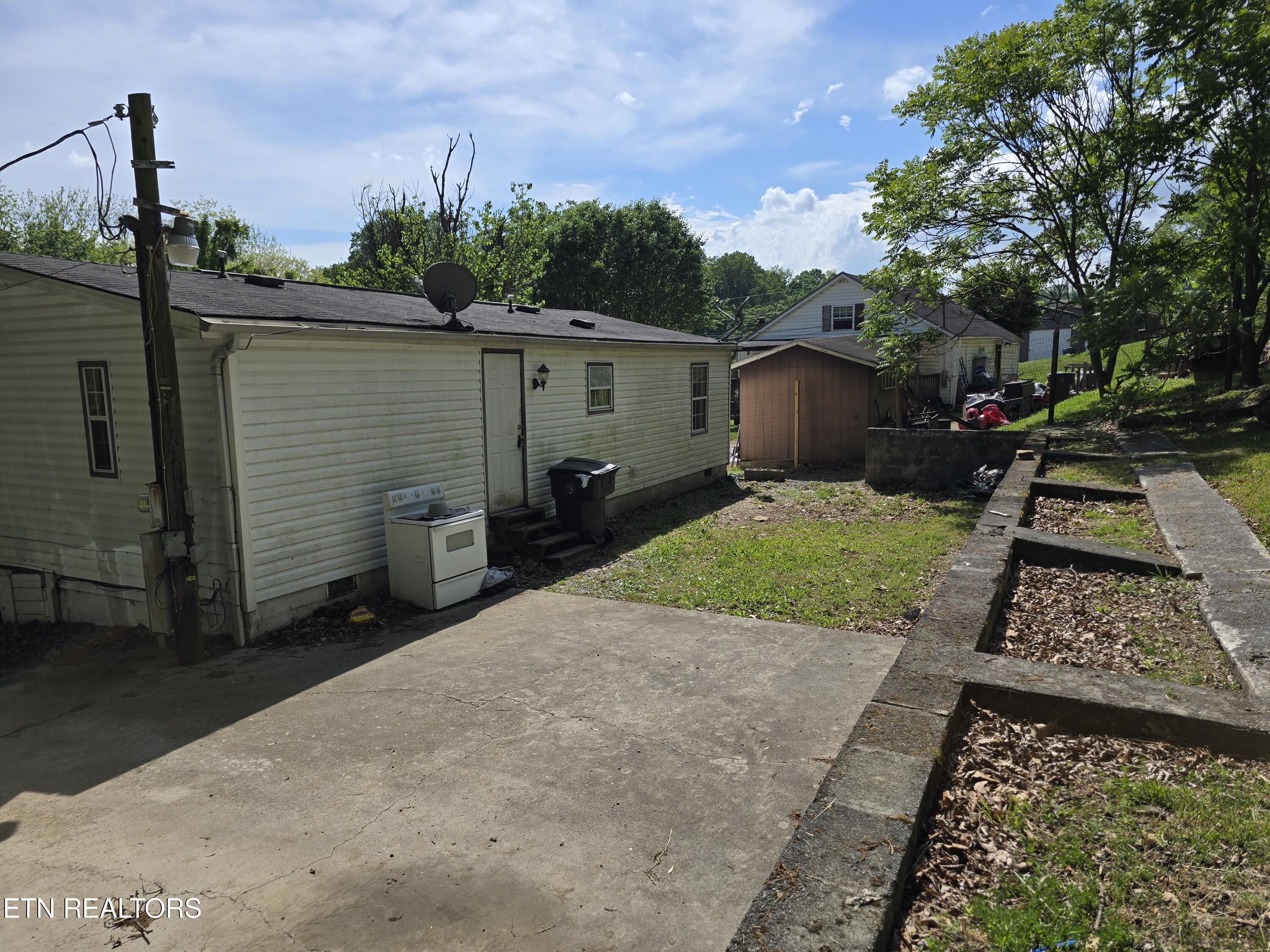 1533 Carroll Road Morristown, TN 37813 - Photo 32 of 34 20250502_160045