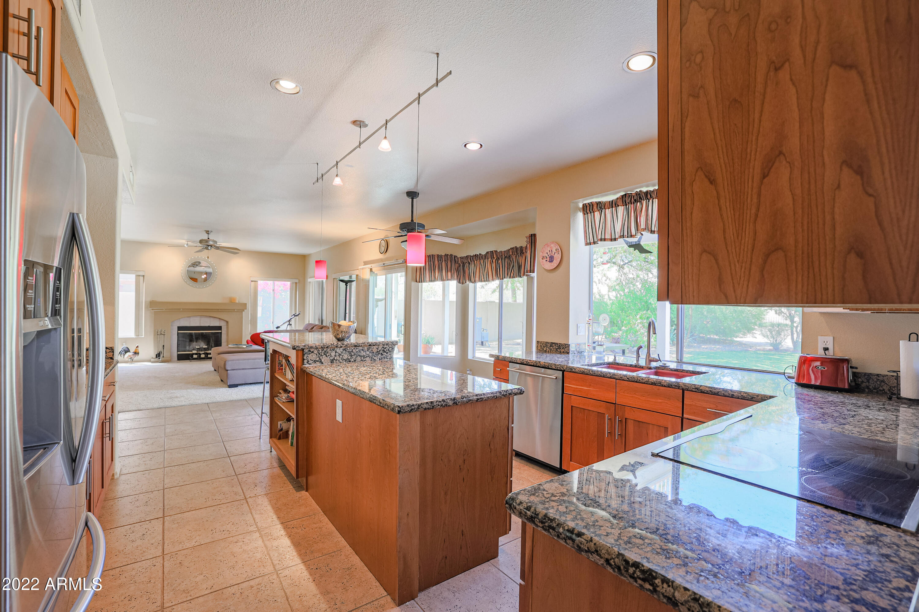 2502 East Rockledge Road Phoenix, AZ 85048 - Photo 26 of 94 26