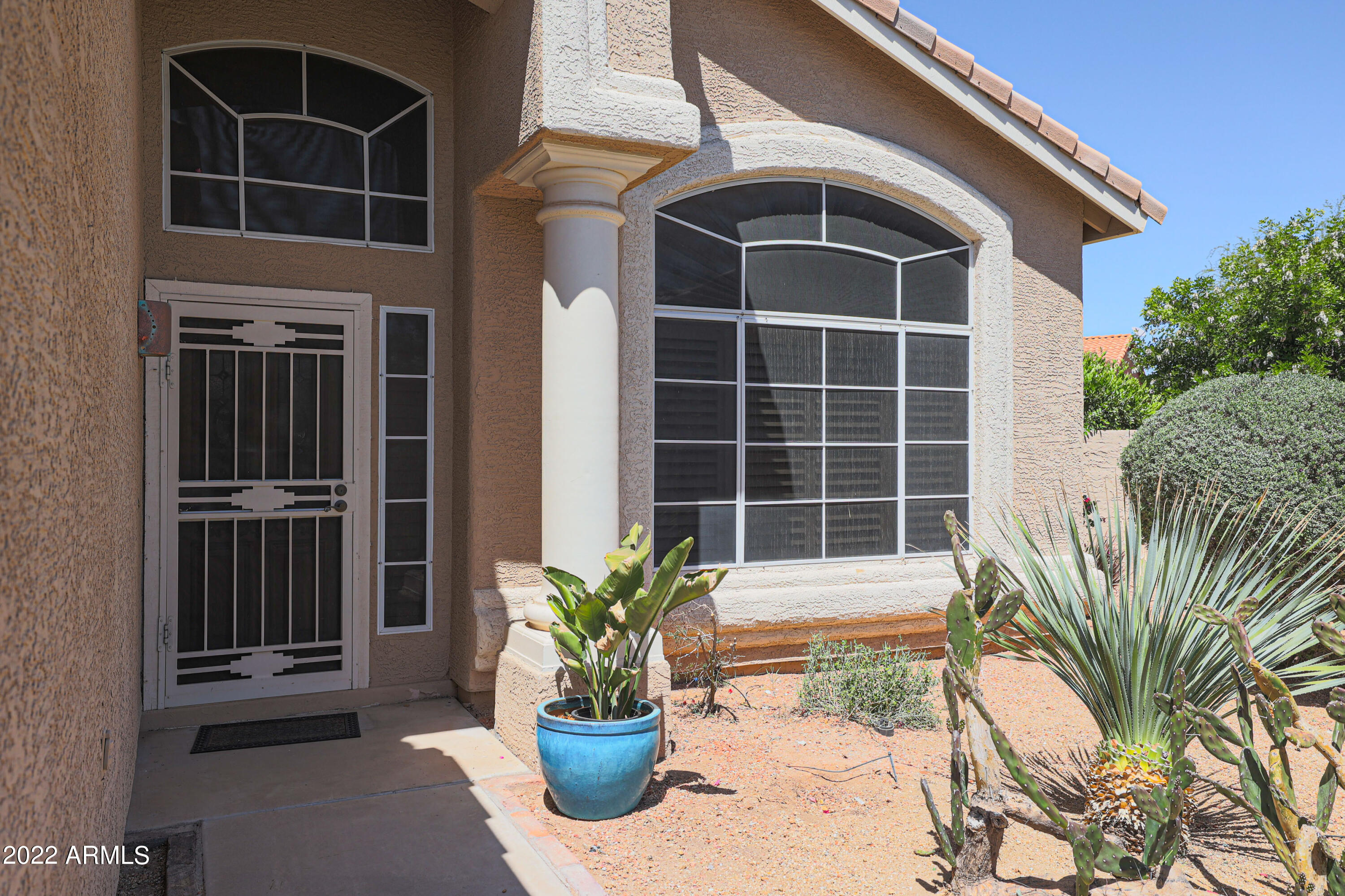 2502 East Rockledge Road Phoenix, AZ 85048 - Photo 3 of 94 3