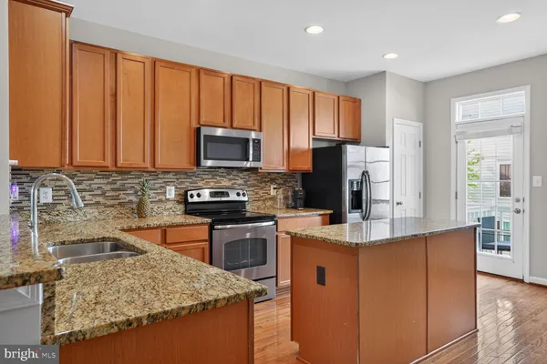 $475,000 | 13966 Cannondale Way, Gainesville, VA 20155