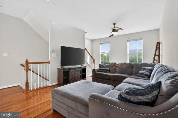 $475,000 | 13966 Cannondale Way, Gainesville, VA 20155