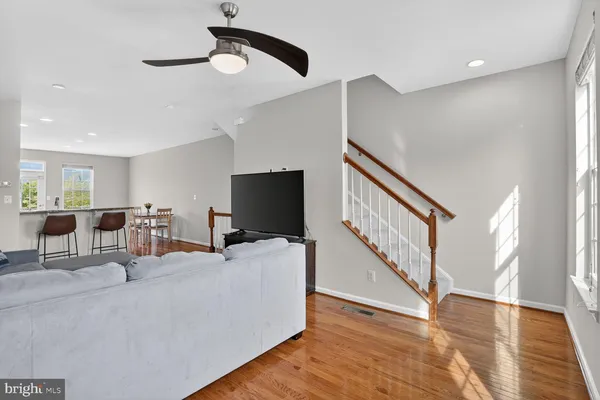 $475,000 | 13966 Cannondale Way, Gainesville, VA 20155