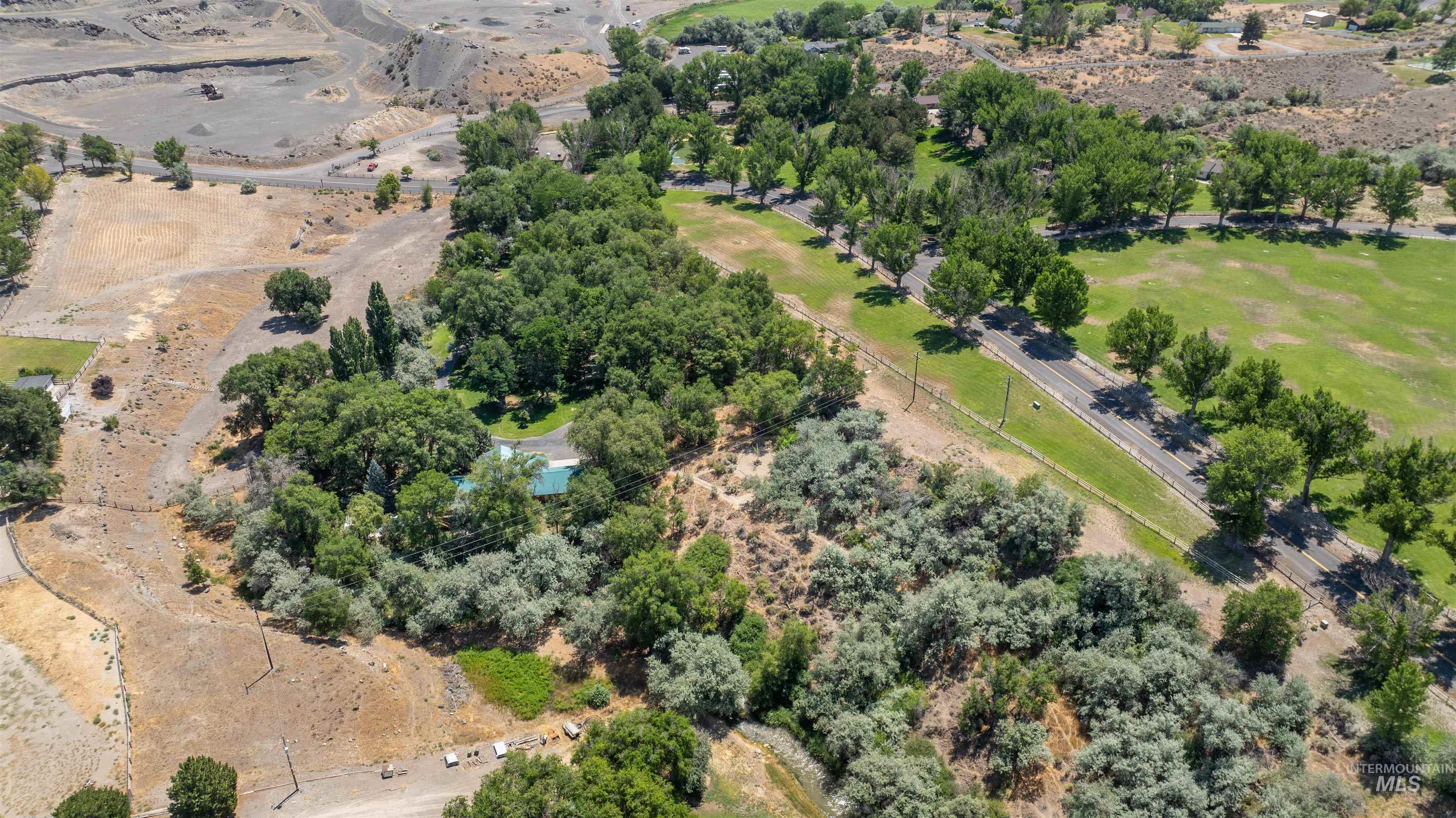 1314 River Road Buhl, ID 83316 - Photo 2 of 45 Aerial view of property and surrounding area