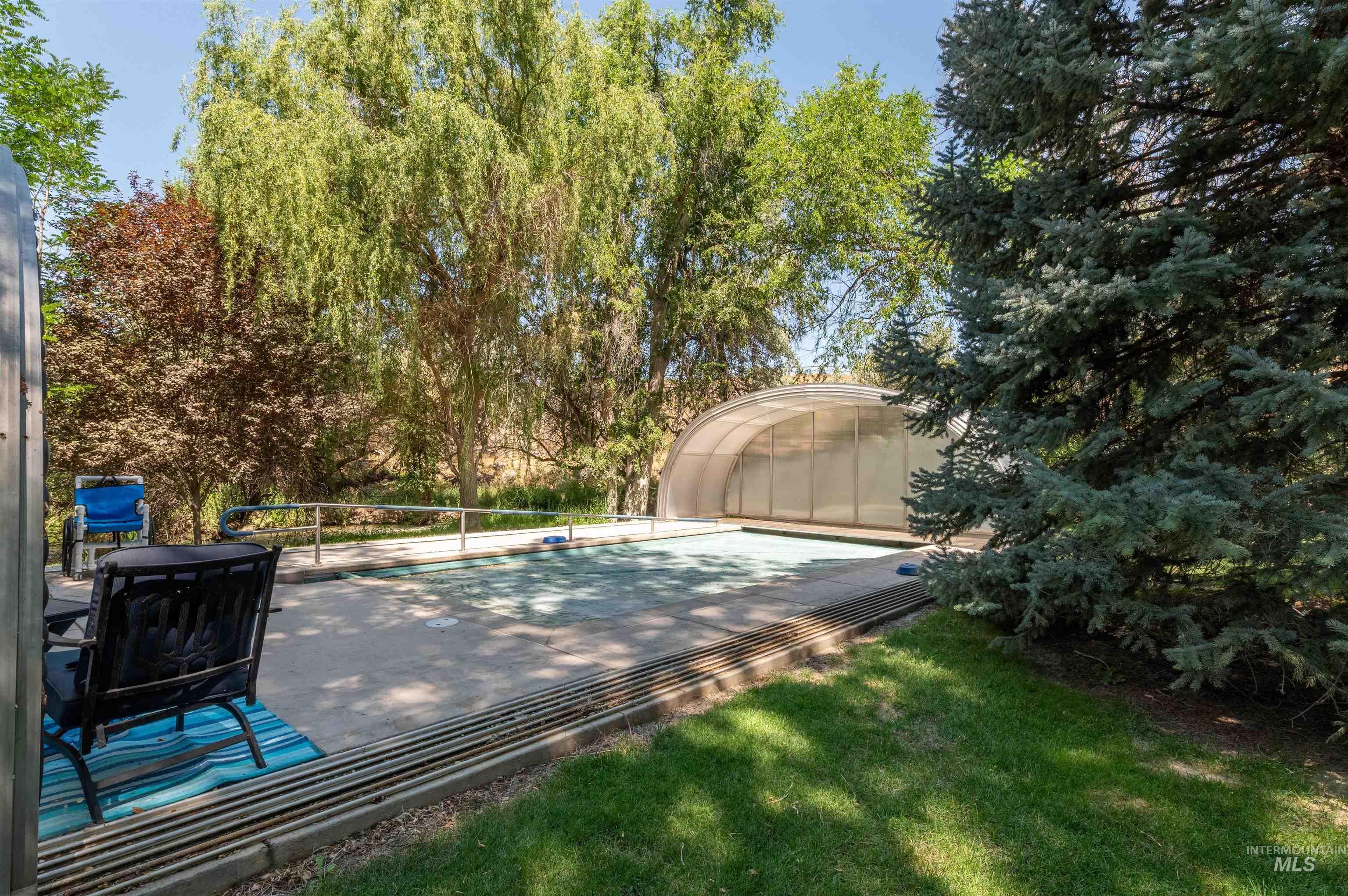 1314 River Road Buhl, ID 83316 - Photo 33 of 45 View of swimming pool with an exterior structure